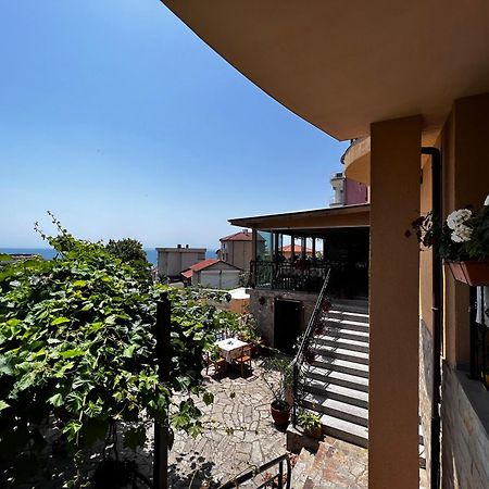 Family Hotel Milev Sveti Vlas Ngoại thất bức ảnh