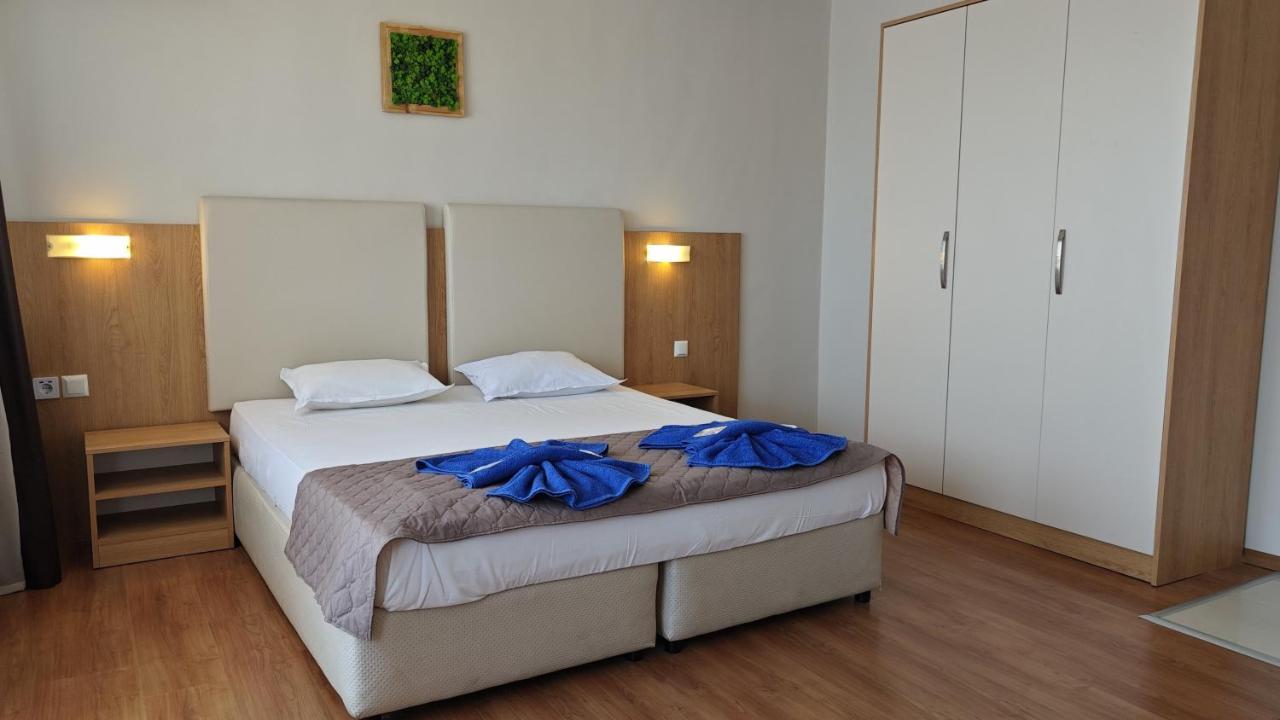 Family Hotel Milev Sveti Vlas Ngoại thất bức ảnh