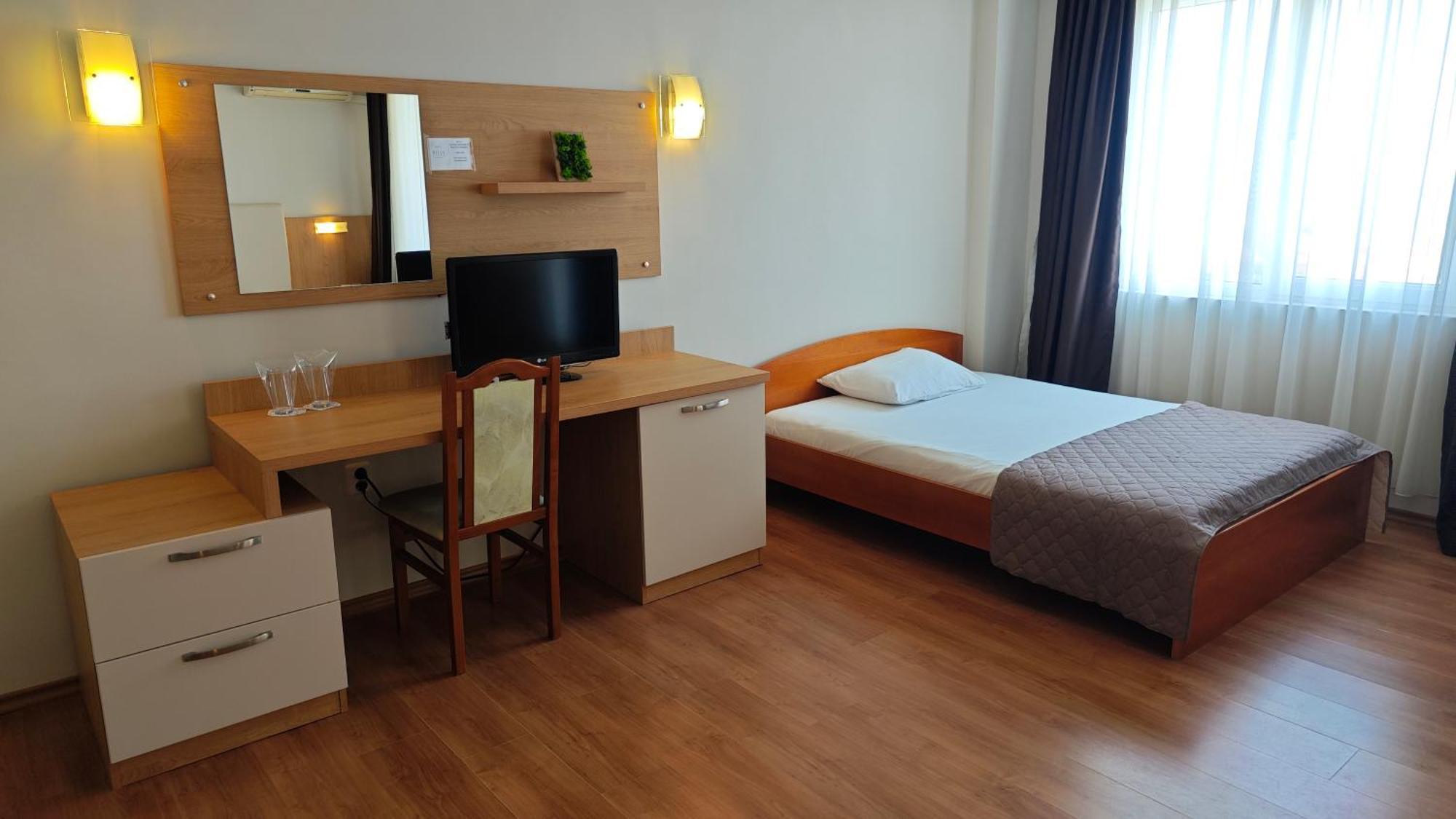 Family Hotel Milev Sveti Vlas Ngoại thất bức ảnh