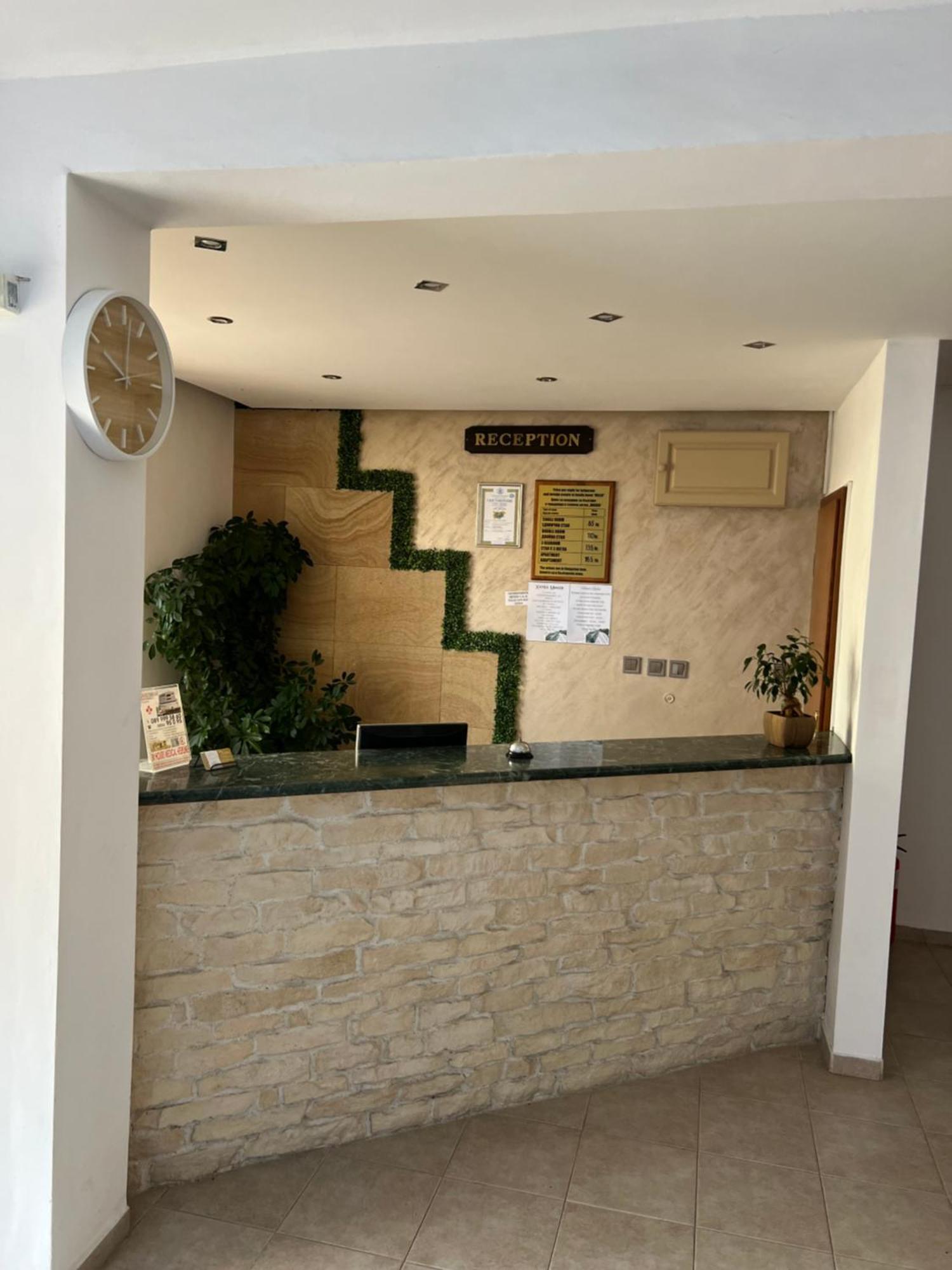 Family Hotel Milev Sveti Vlas Ngoại thất bức ảnh