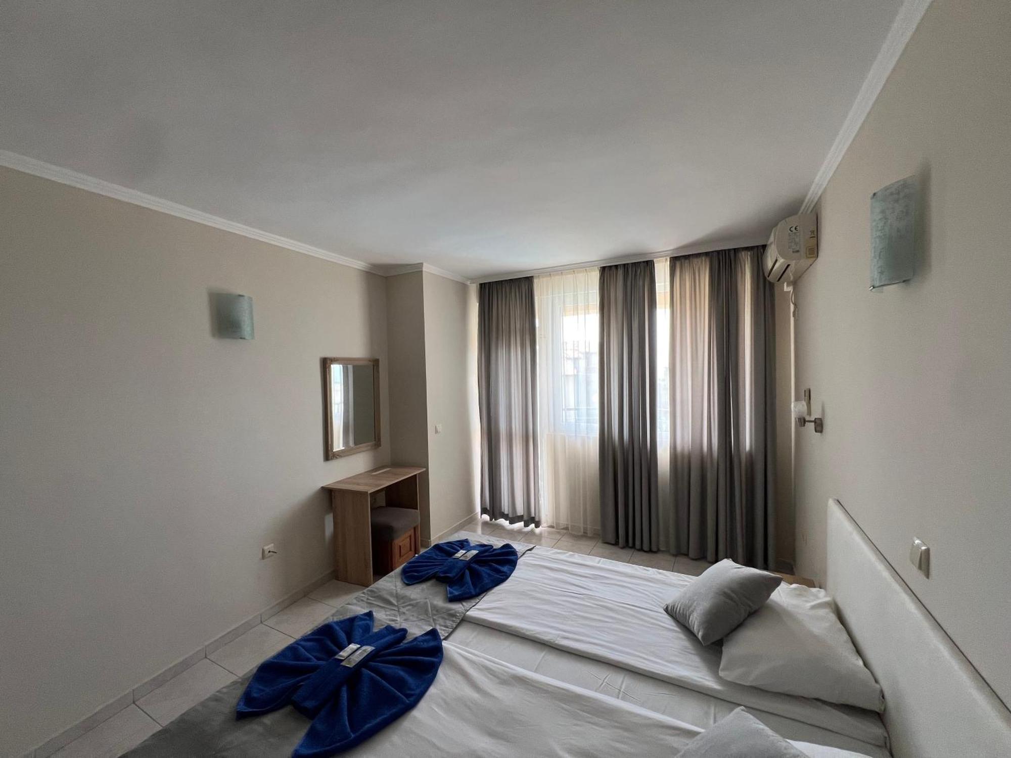 Family Hotel Milev Sveti Vlas Ngoại thất bức ảnh