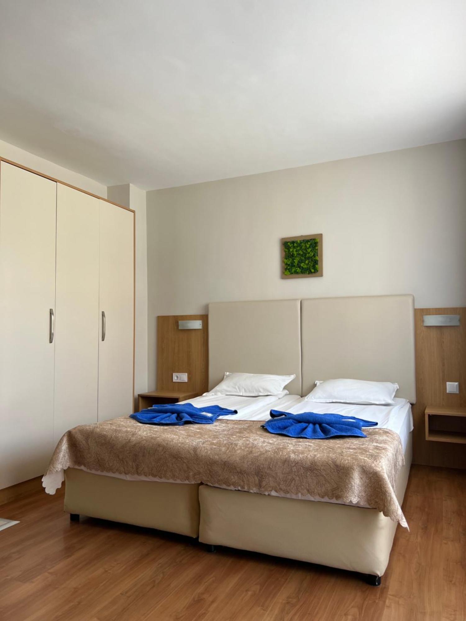 Family Hotel Milev Sveti Vlas Ngoại thất bức ảnh