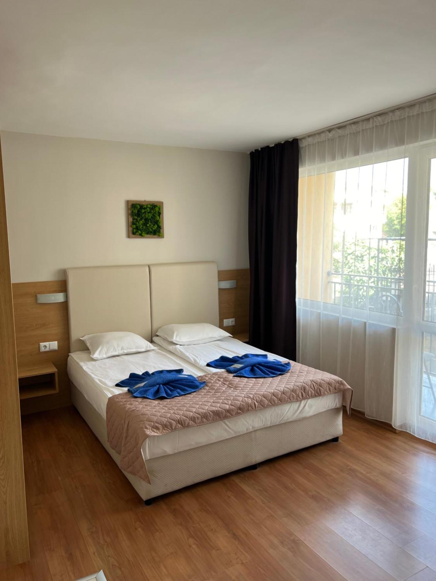 Family Hotel Milev Sveti Vlas Ngoại thất bức ảnh