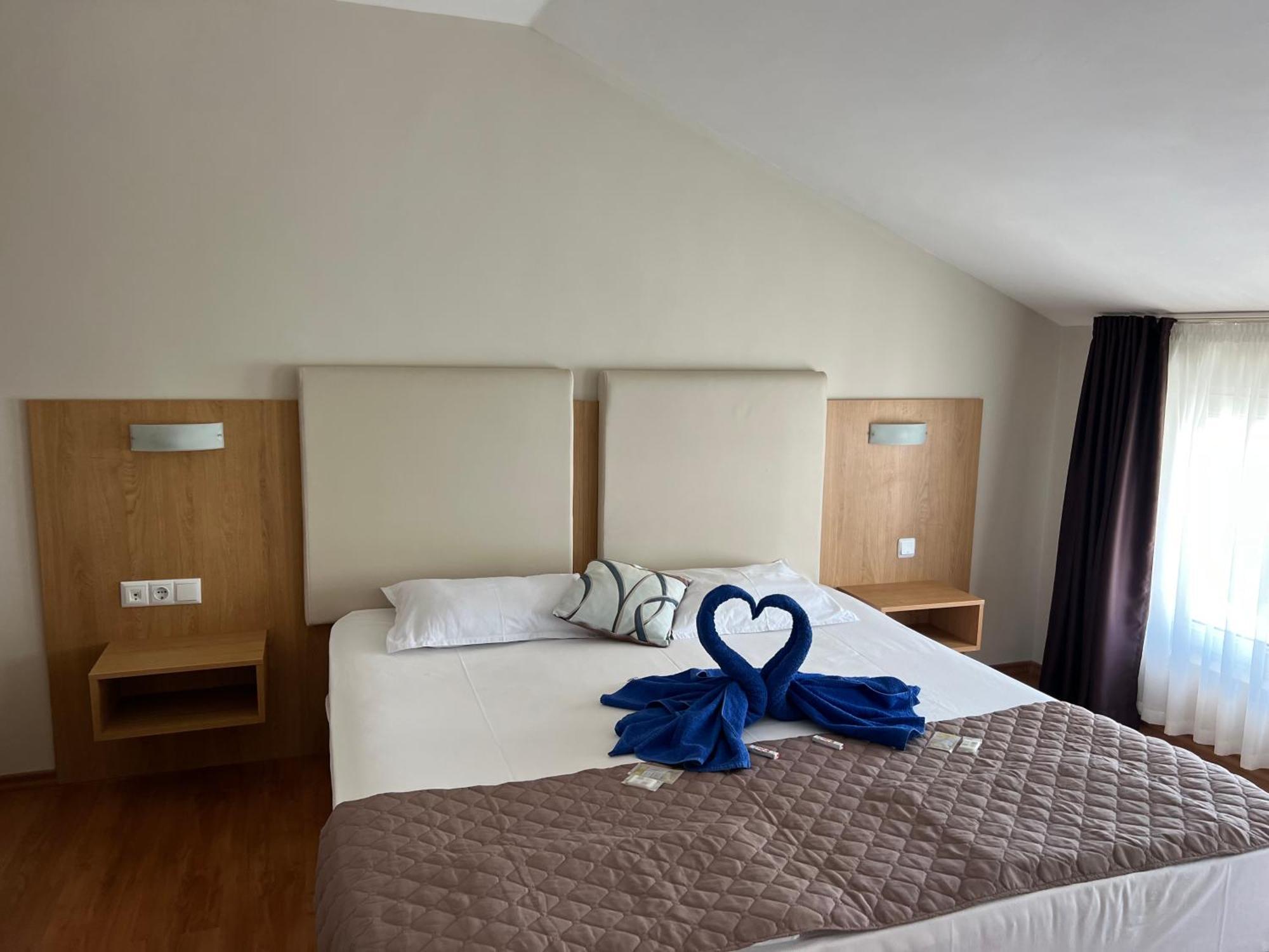 Family Hotel Milev Sveti Vlas Ngoại thất bức ảnh