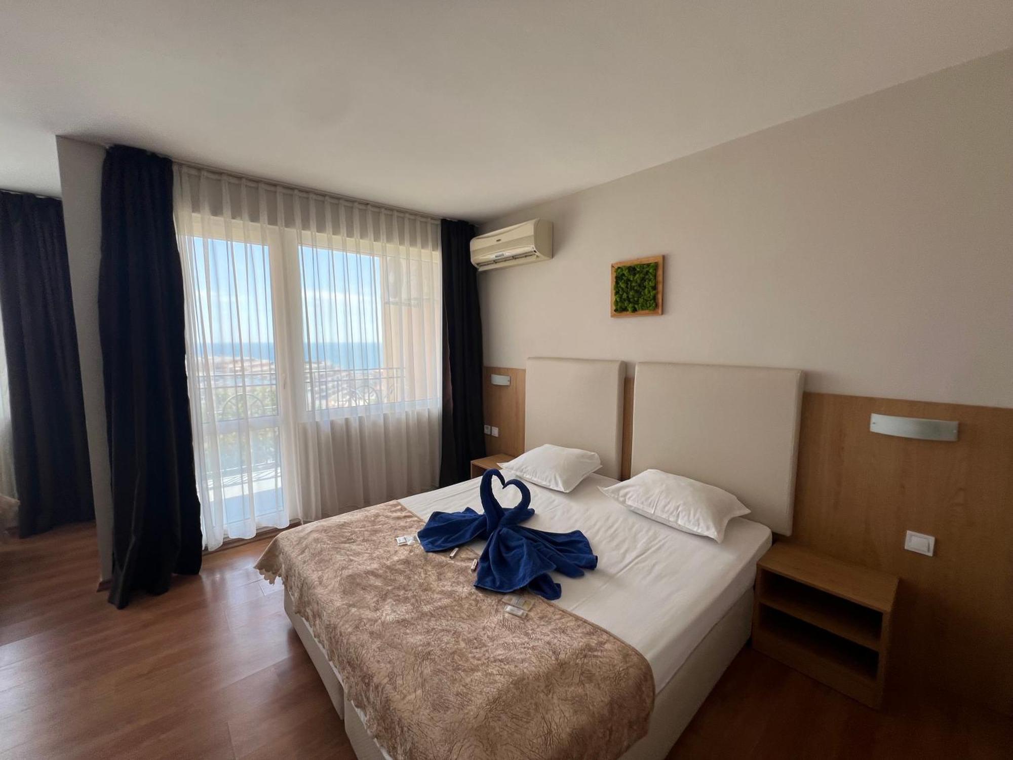 Family Hotel Milev Sveti Vlas Ngoại thất bức ảnh