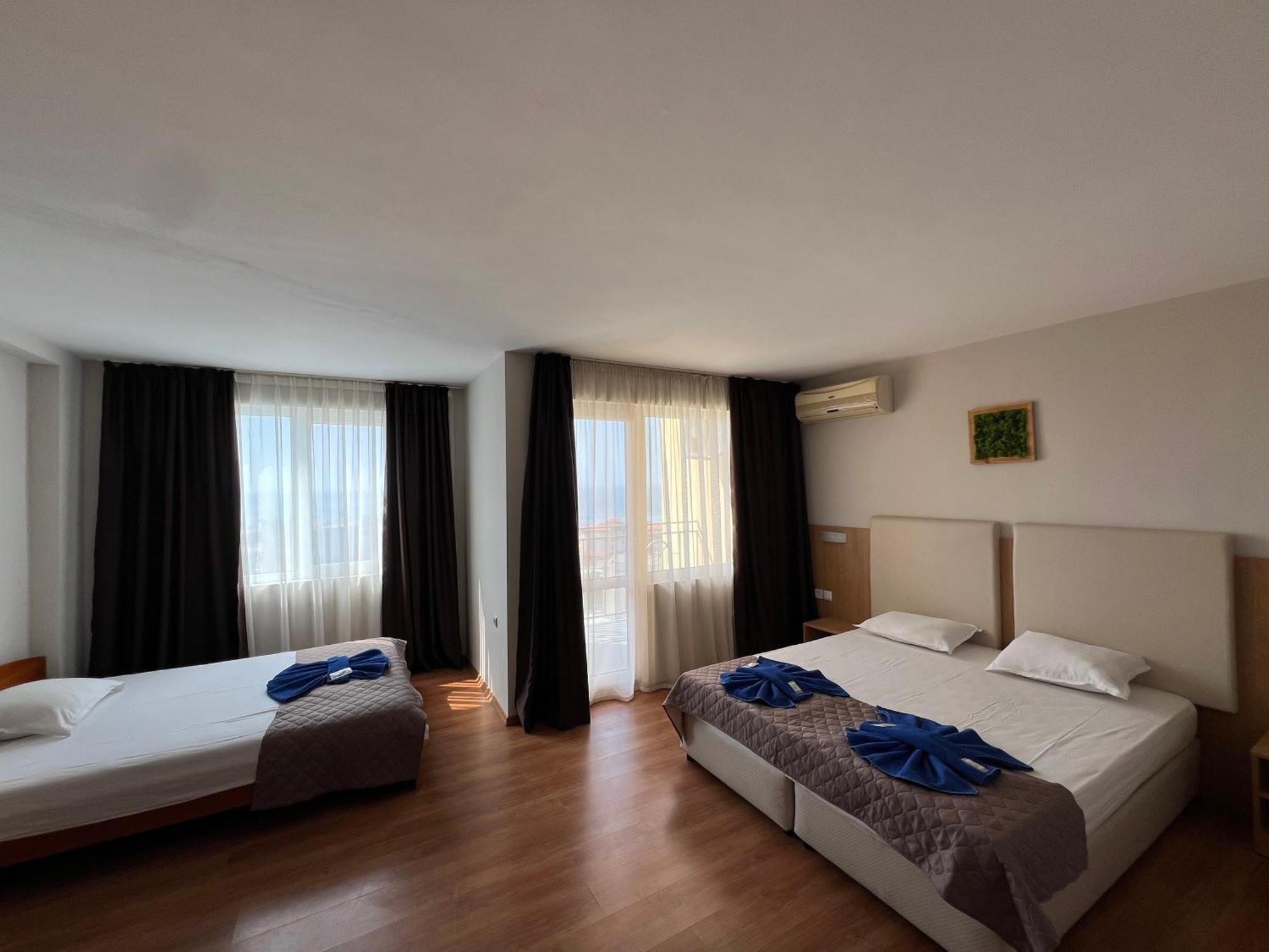 Family Hotel Milev Sveti Vlas Ngoại thất bức ảnh