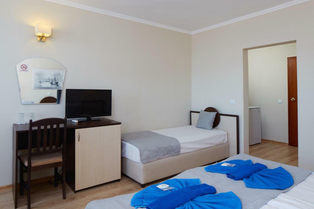 Family Hotel Milev Sveti Vlas Ngoại thất bức ảnh